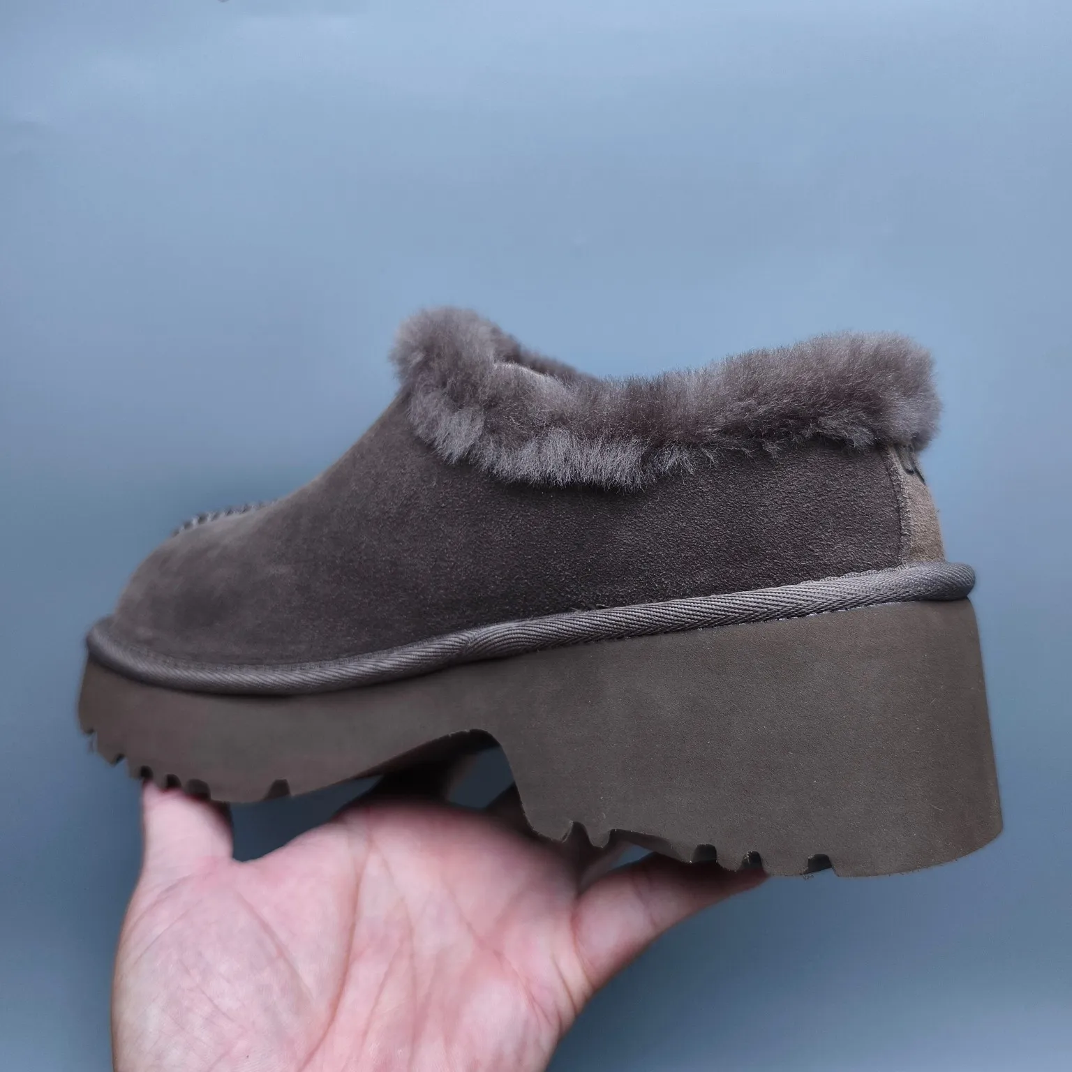 💰480 UGG sheepskin all-in-one snow boots 2510 thick-soled wedge fashion shoes Color: maroon sand walnut Matching size: 35-40